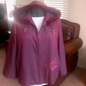 Yuan Pin hoodie jacket size Large NWOT